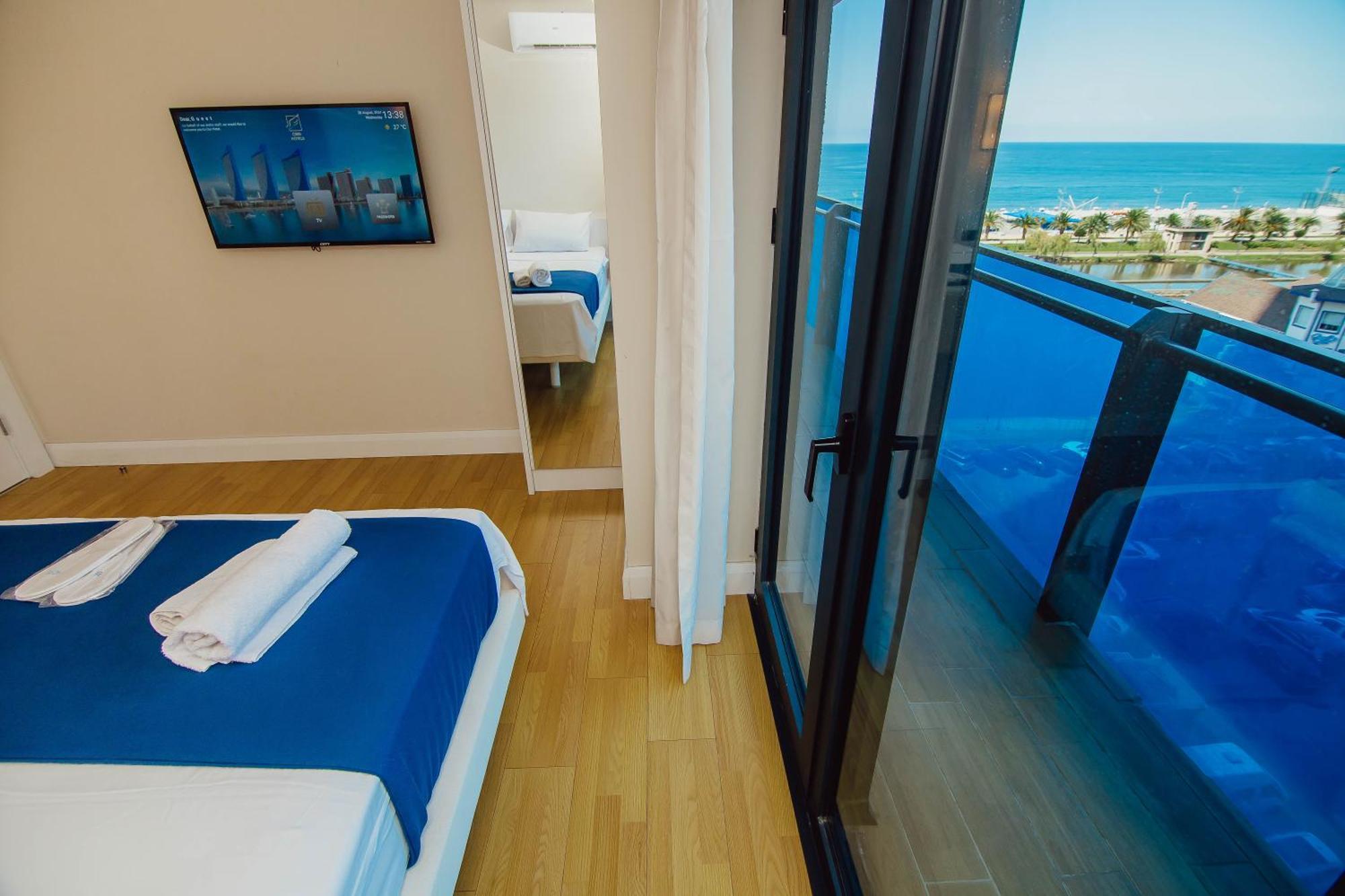 Sea ​​View In Orbi City Batumi Esterno foto